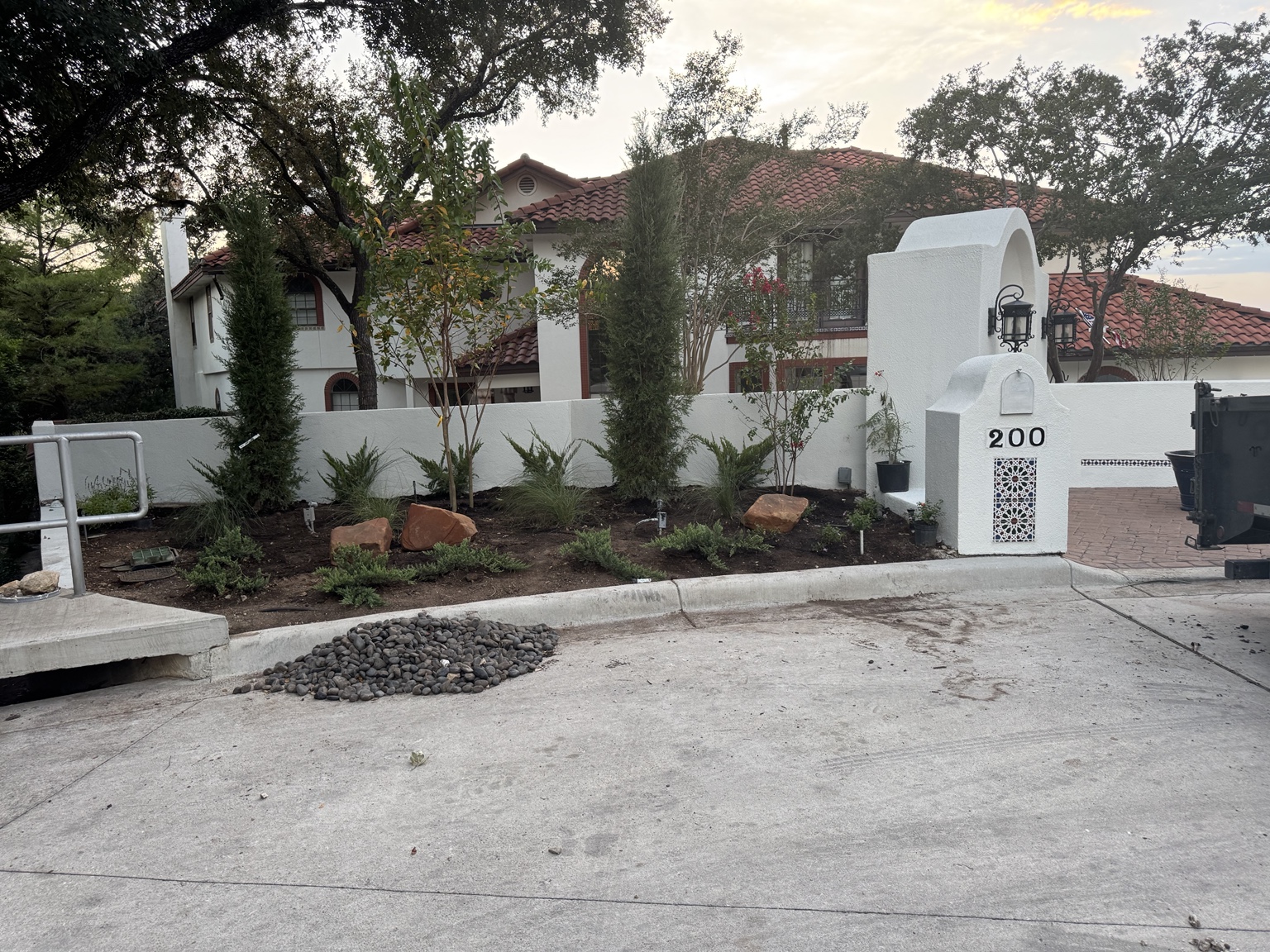 Front planting in place with finishing materials ready